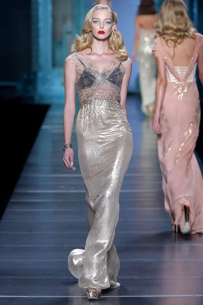 Look 37